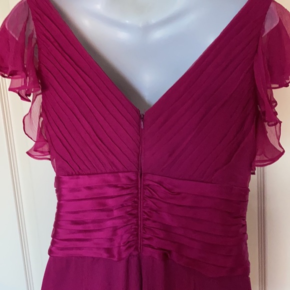 Tadashi Shoji gown in the color of the year 2023 -Ready for the “ Barbie Party”! - Picture 8 of 11